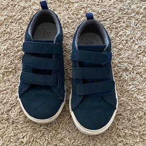 Gap kids shoes